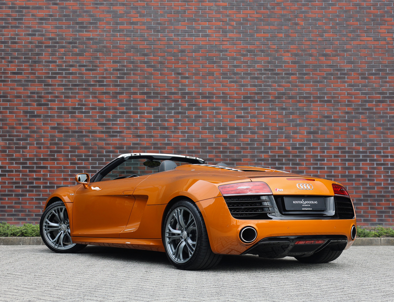 Audi R8 Spyder 5.2 FSI quattro