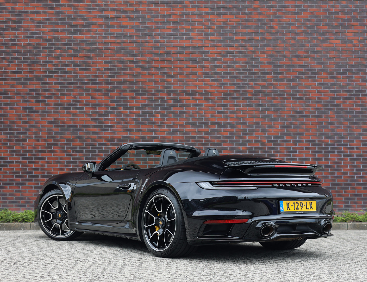 Porsche 911 Cabrio 3.8 Turbo S