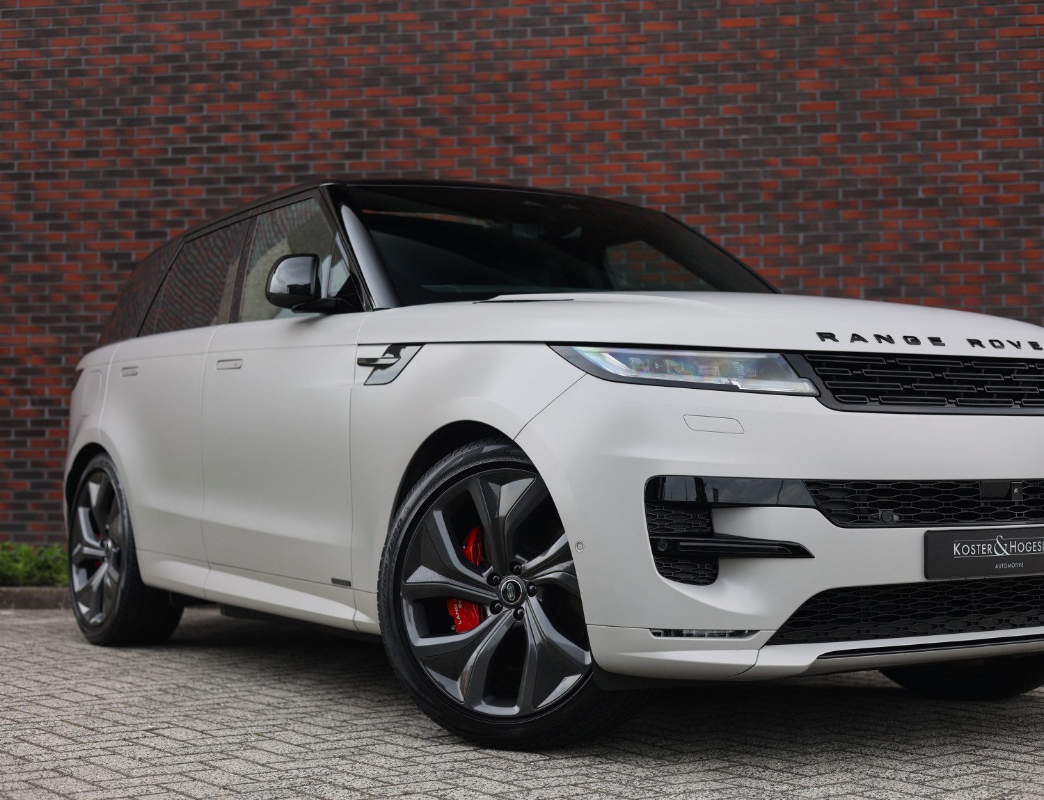 Land Rover Range Rover Sport P550e Autobiography
