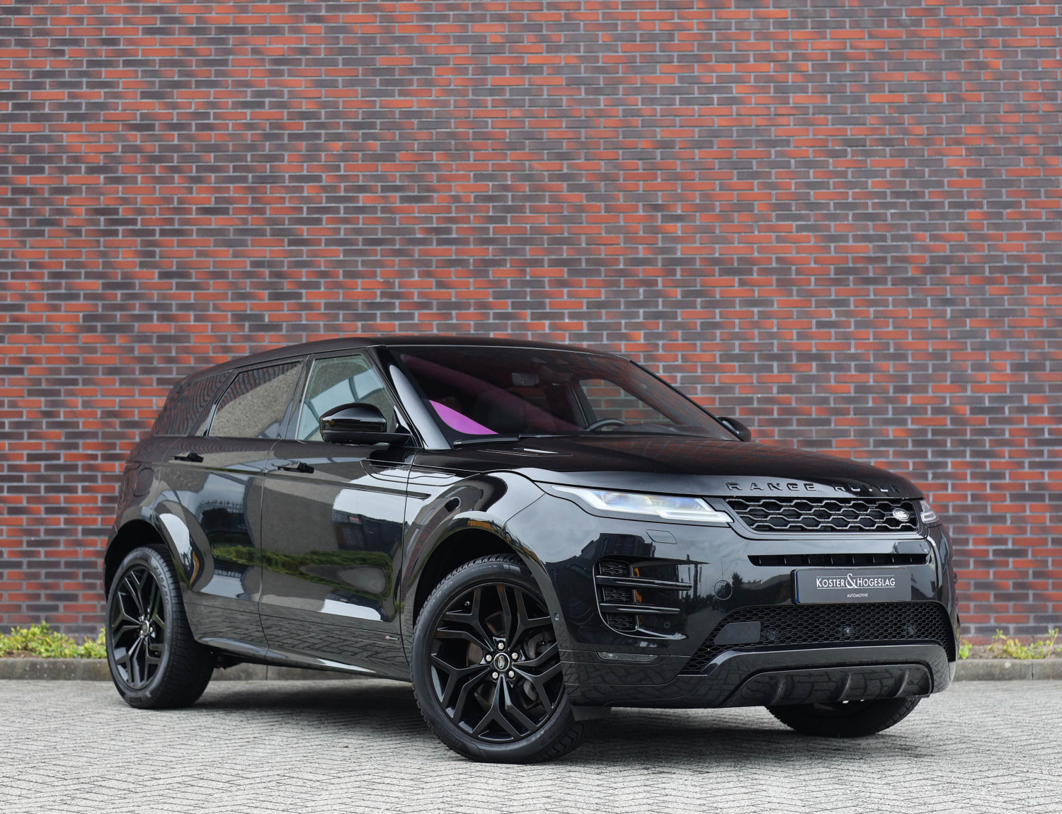 Land Rover Range Rover Evoque P300 AWD R-Dynamic HSE