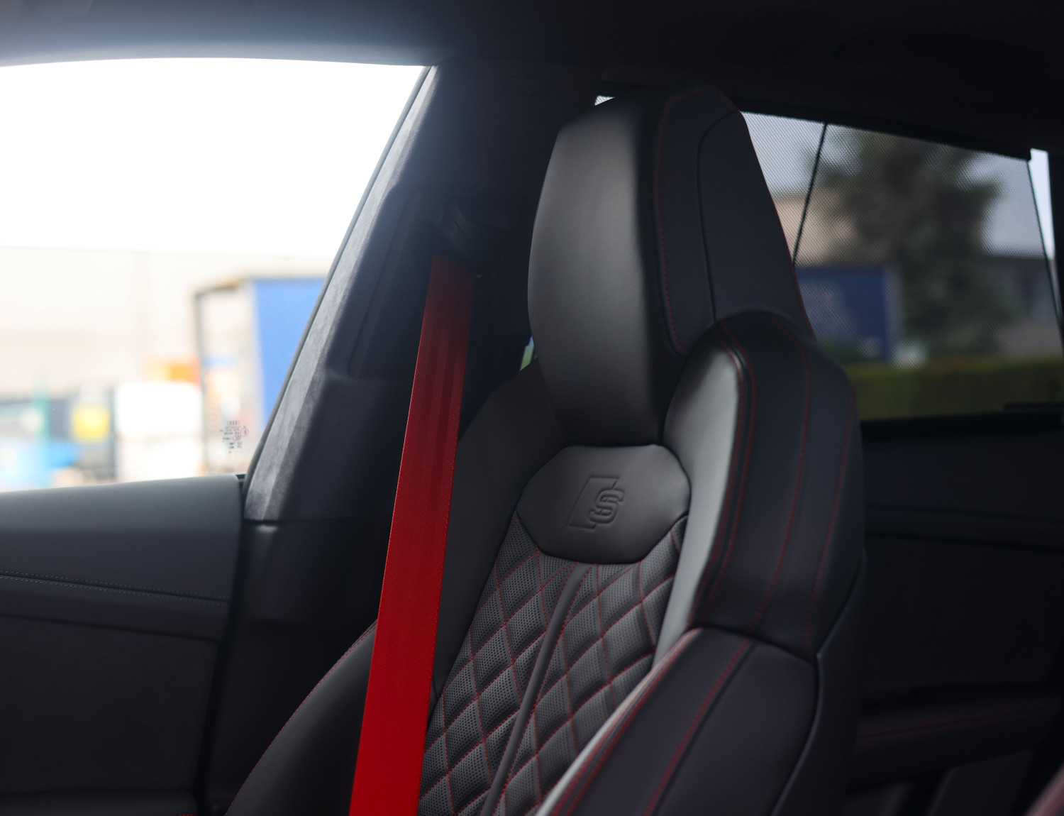 Audi Q8 60 TFSI e quattro S Competition