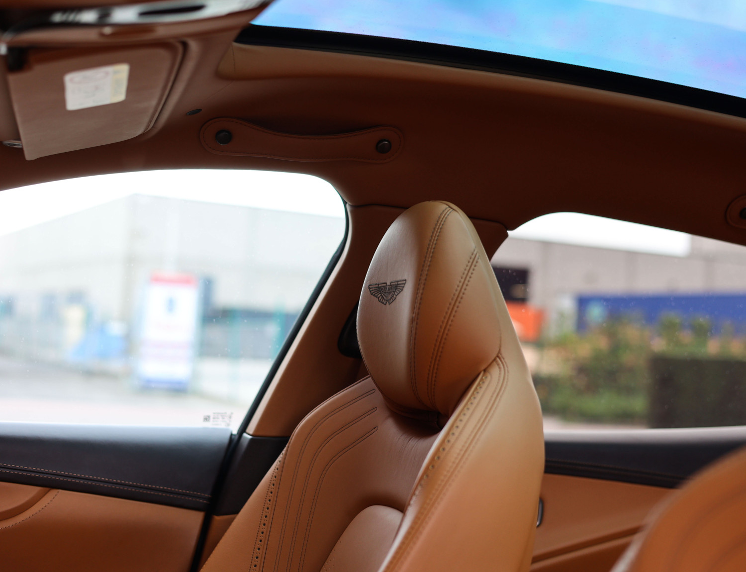 Aston Martin Dbx 4.0 V8 Aston Martin Dbx 4.0 V8