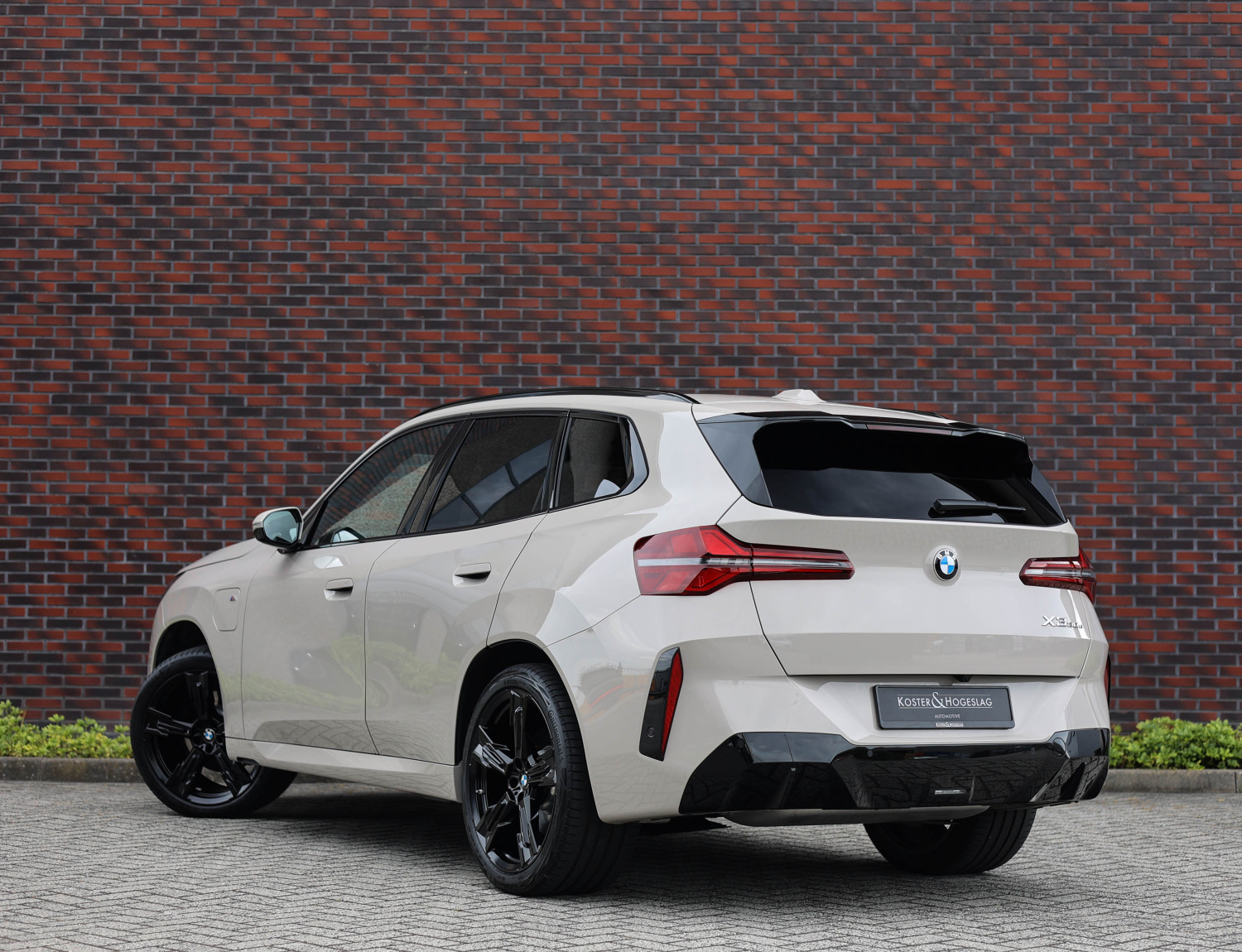 BMW X3 30e xDrive BMW X3 30e xDrive