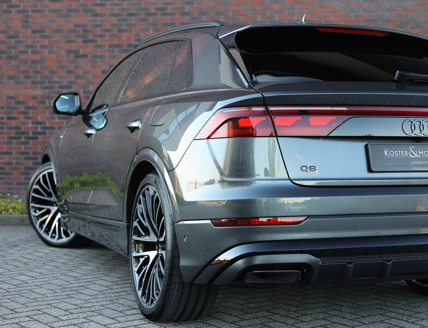 Audi Q8 60 TFSI e Quattro Pro Line S Competition Audi Q8 60 TFSI e Quattro Pro Line S Competition