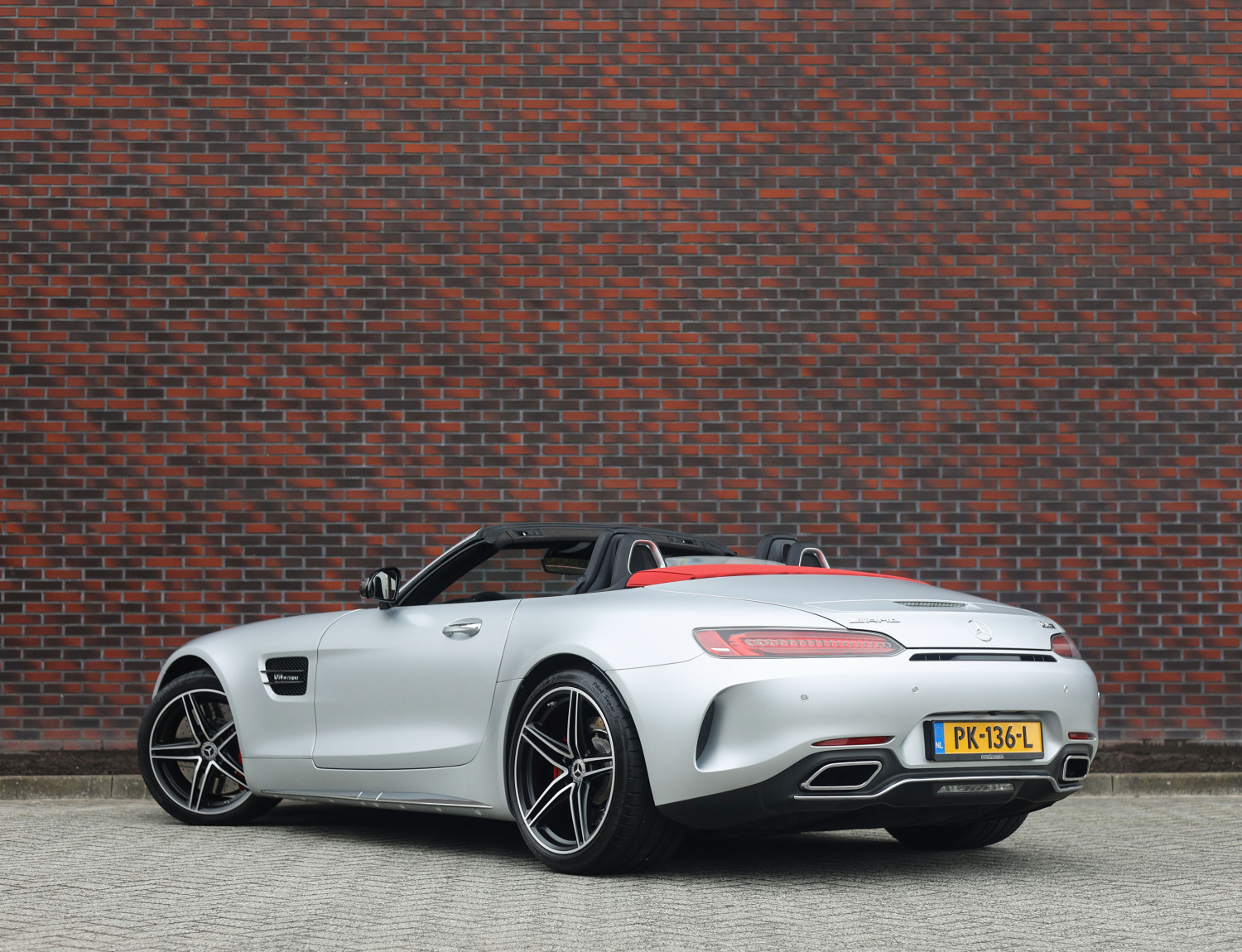 Mercedes-Benz AMG GT Roadster 4.0 C