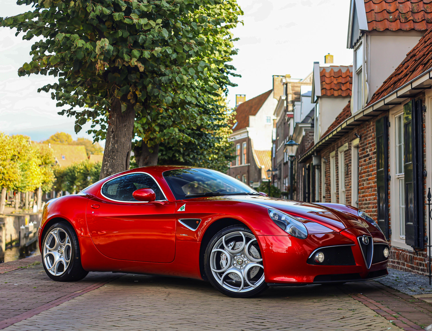 Alfa Romeo 8C Competizione 4.7 V8