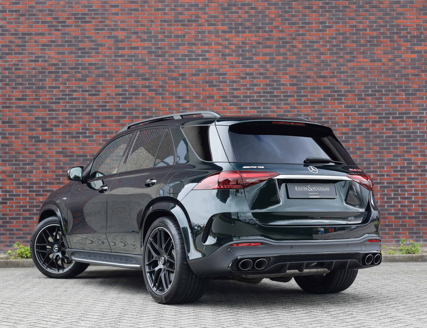 Mercedes-Benz GLE AMG 53 Hybrid 4MATIC+ Mercedes-Benz GLE AMG 53 Hybrid 4MATIC+