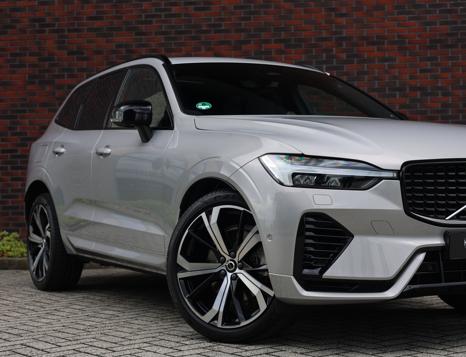 Volvo XC60 T8 AWD Ultimate Dark