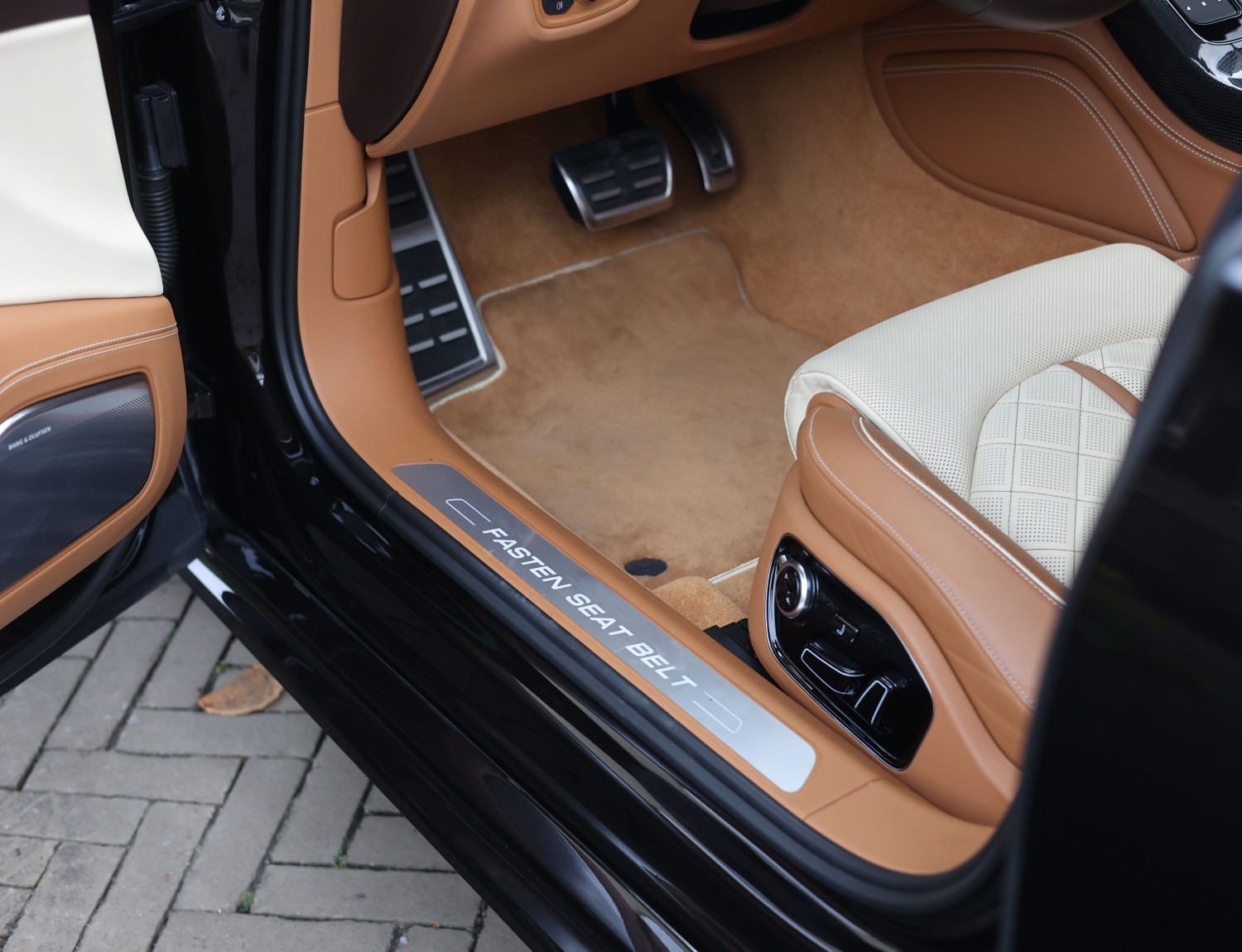Audi S8 Plus 4.0 TFSI Quattro Audi S8 Plus 4.0 TFSI Quattro