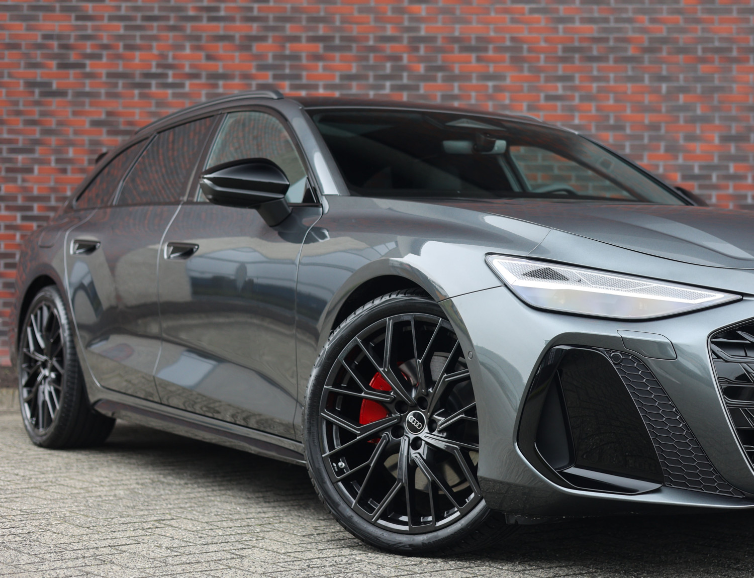 Audi A6 Avant Competition e-hybrid Quattro