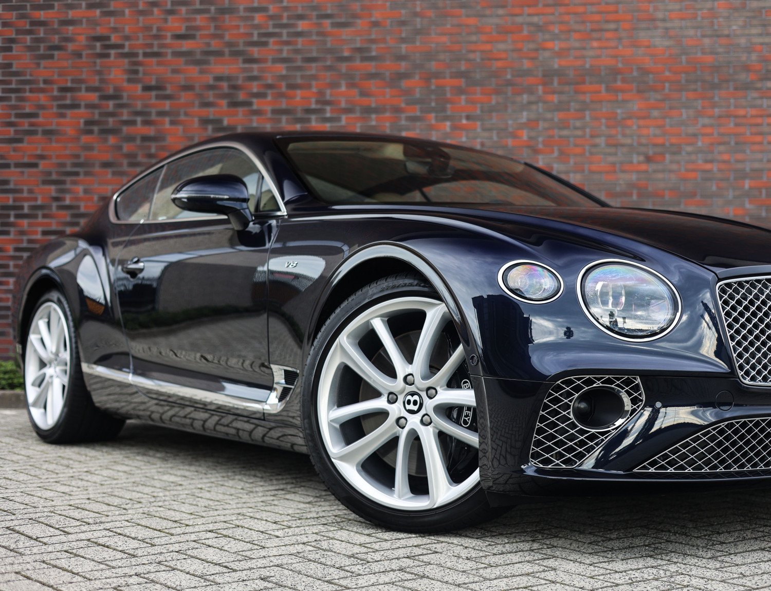Bentley Continental GT 4.0 V8