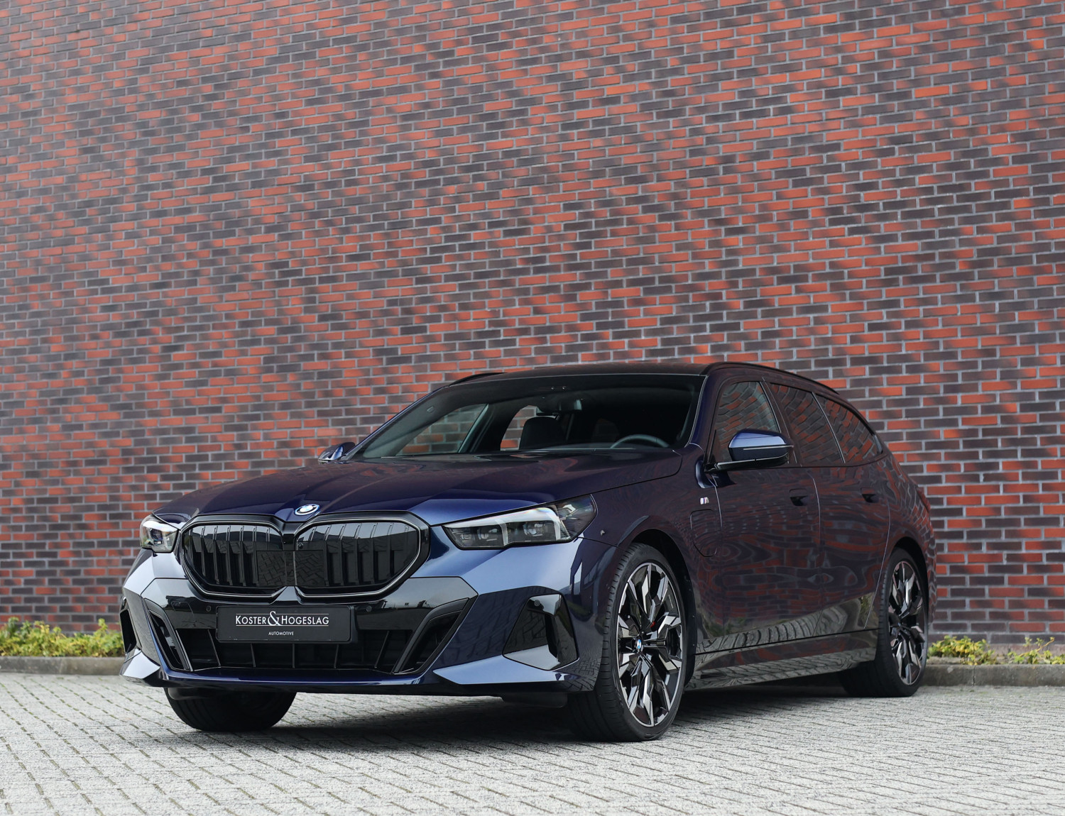 BMW 5 Serie Touring 550e xDrive