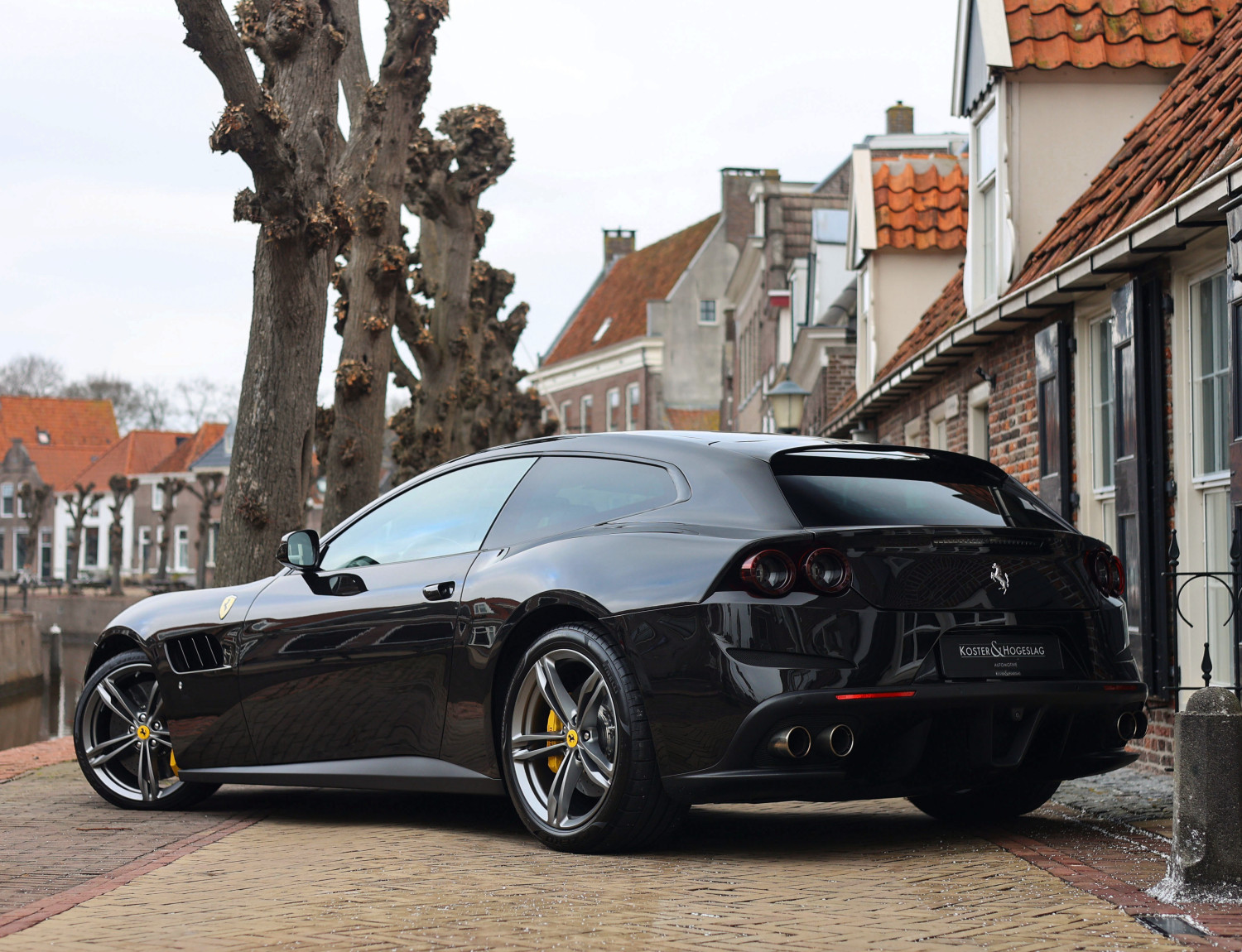 Ferrari GTC4Lusso 6.3 V12