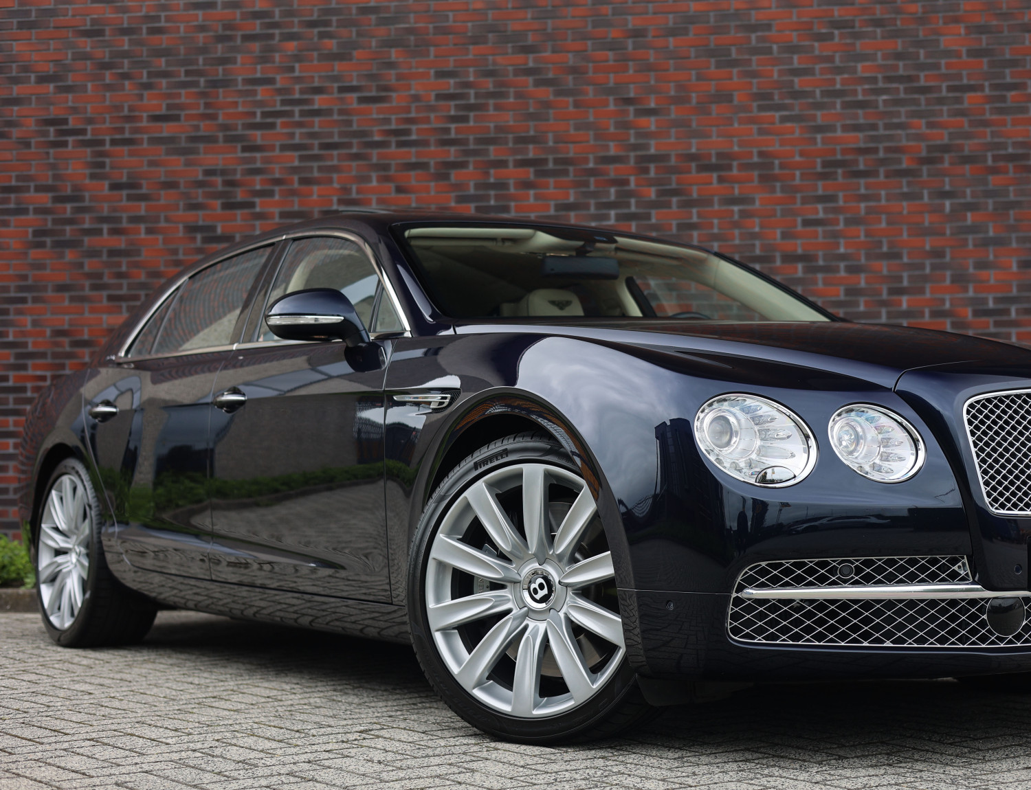 Bentley Flying Spur 6.0 W12