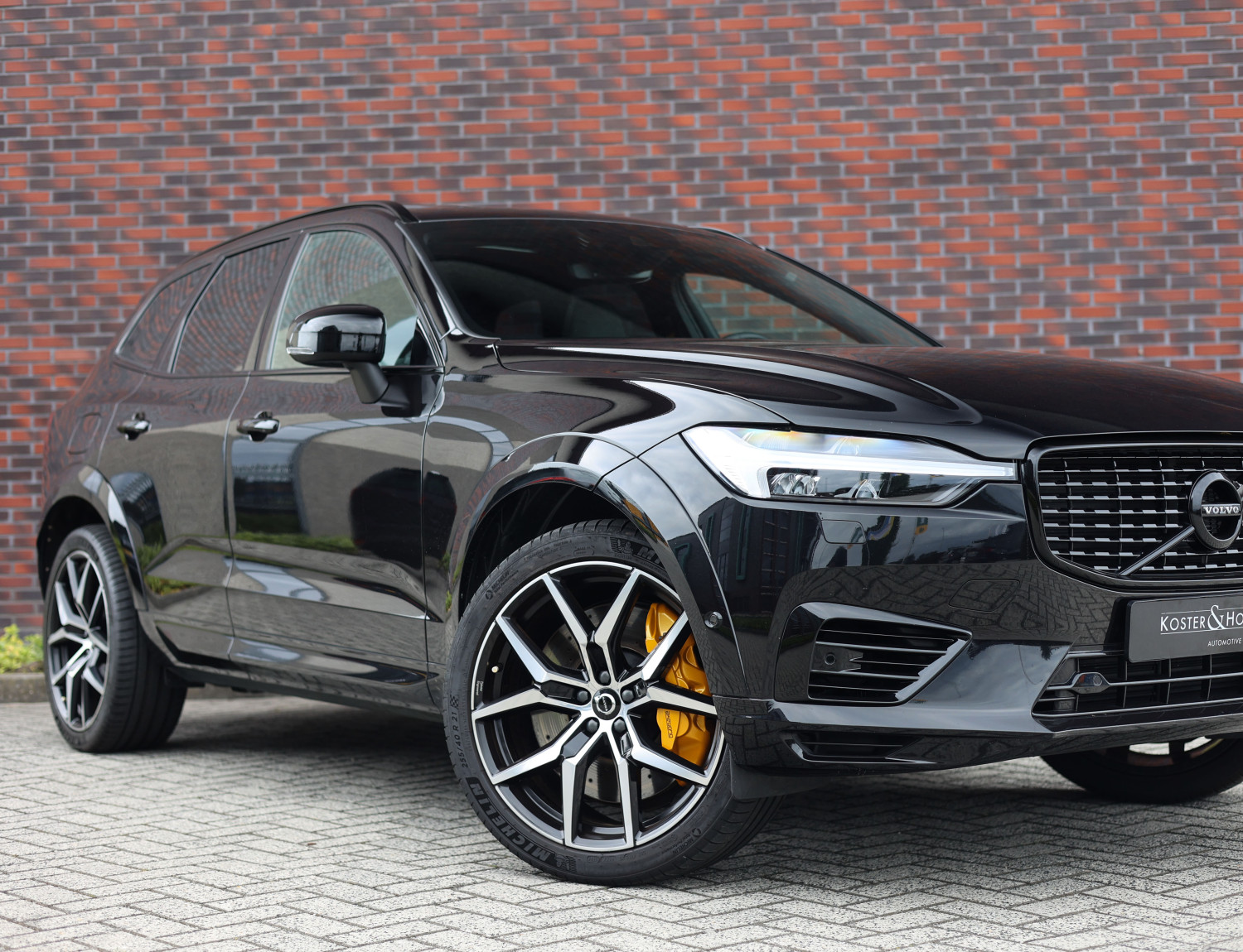 Volvo XC60 T8 AWD Polestar Engineered