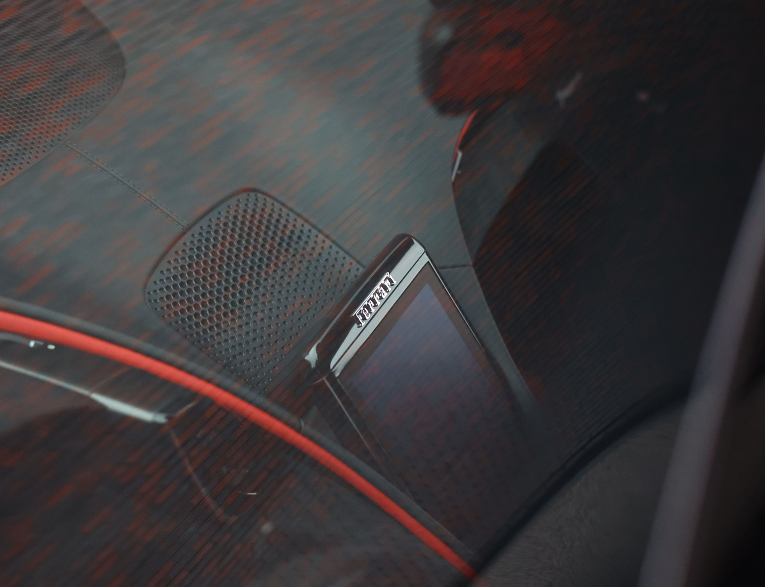 Ferrari Roma 3.9 V8 HELE