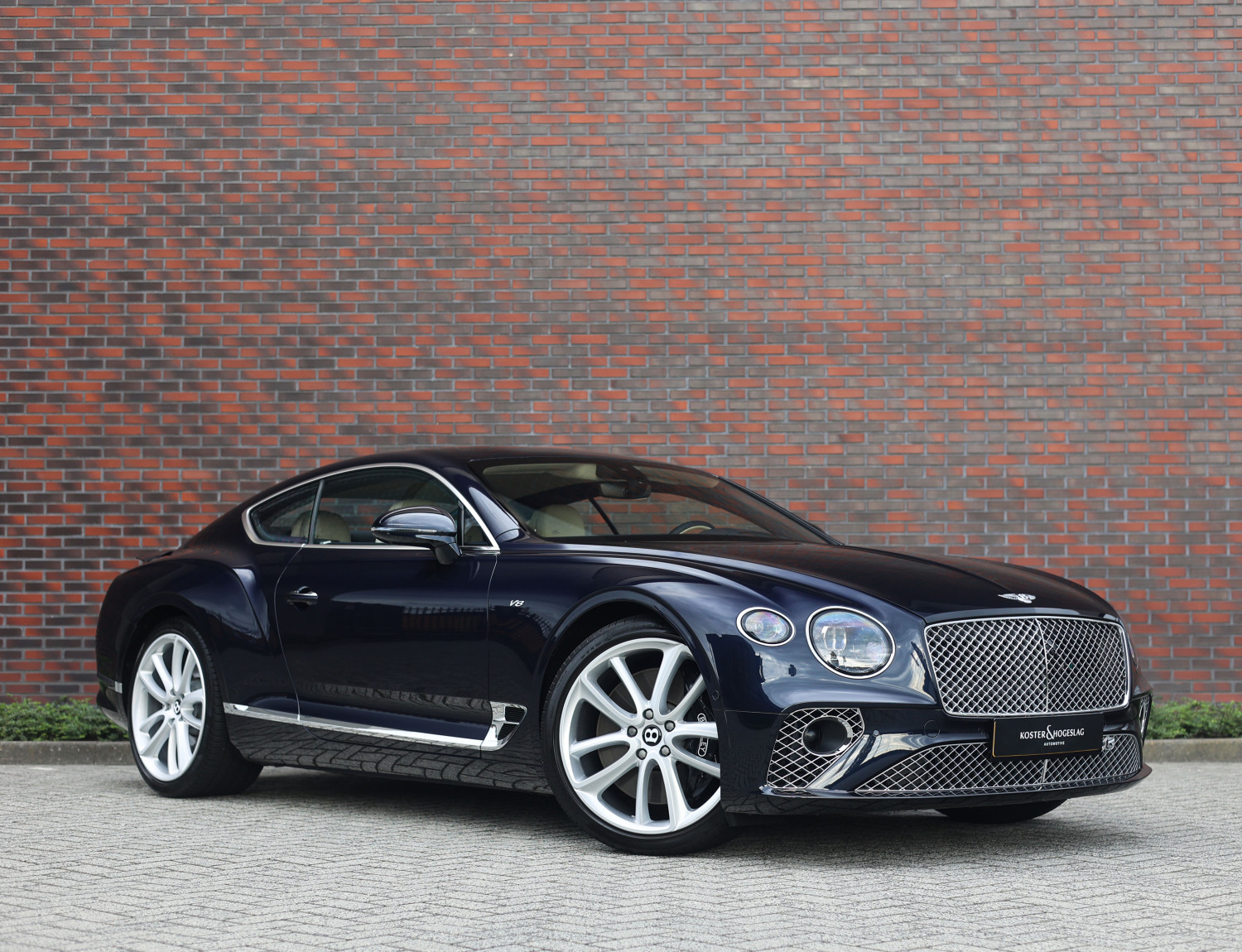Bentley Continental GT 4.0 V8