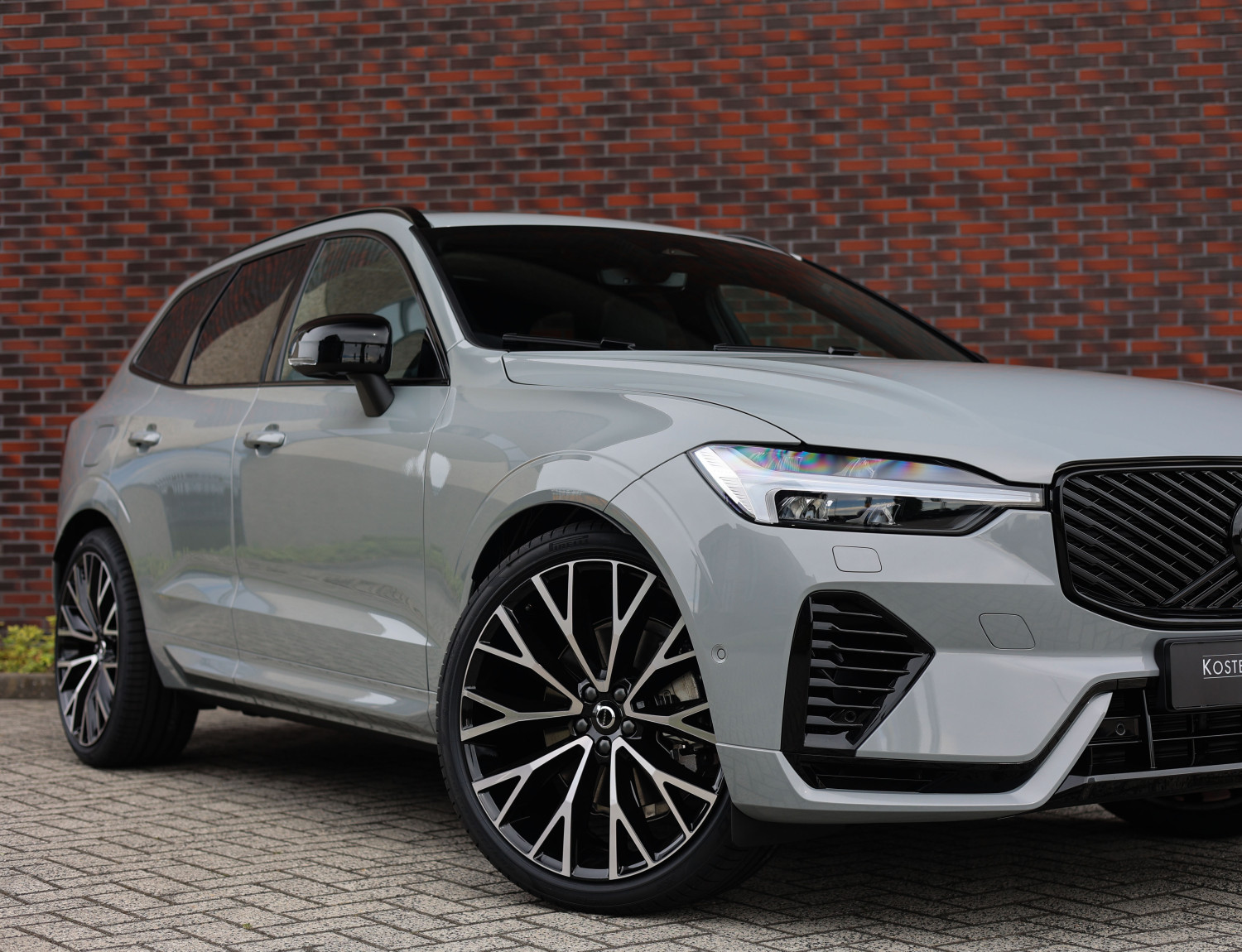 Volvo XC60 2.0 T8 Ultra Black Edition