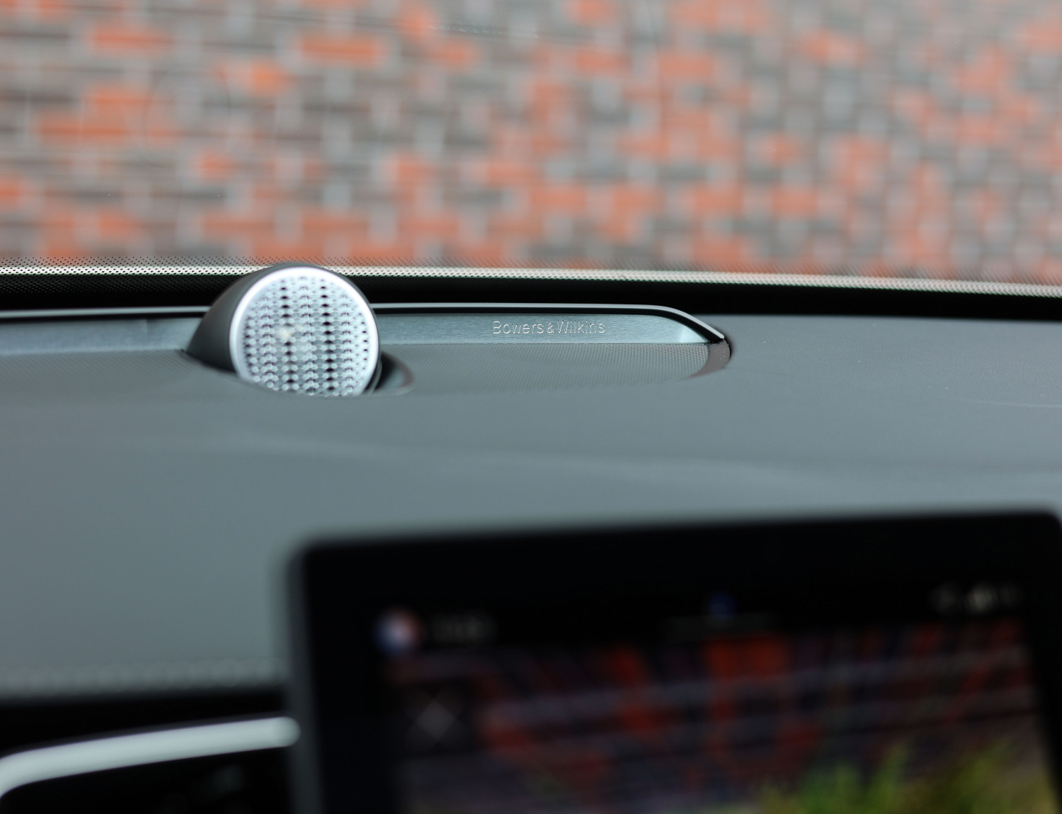 Volvo XC90 T8 AWD Ultra Dark