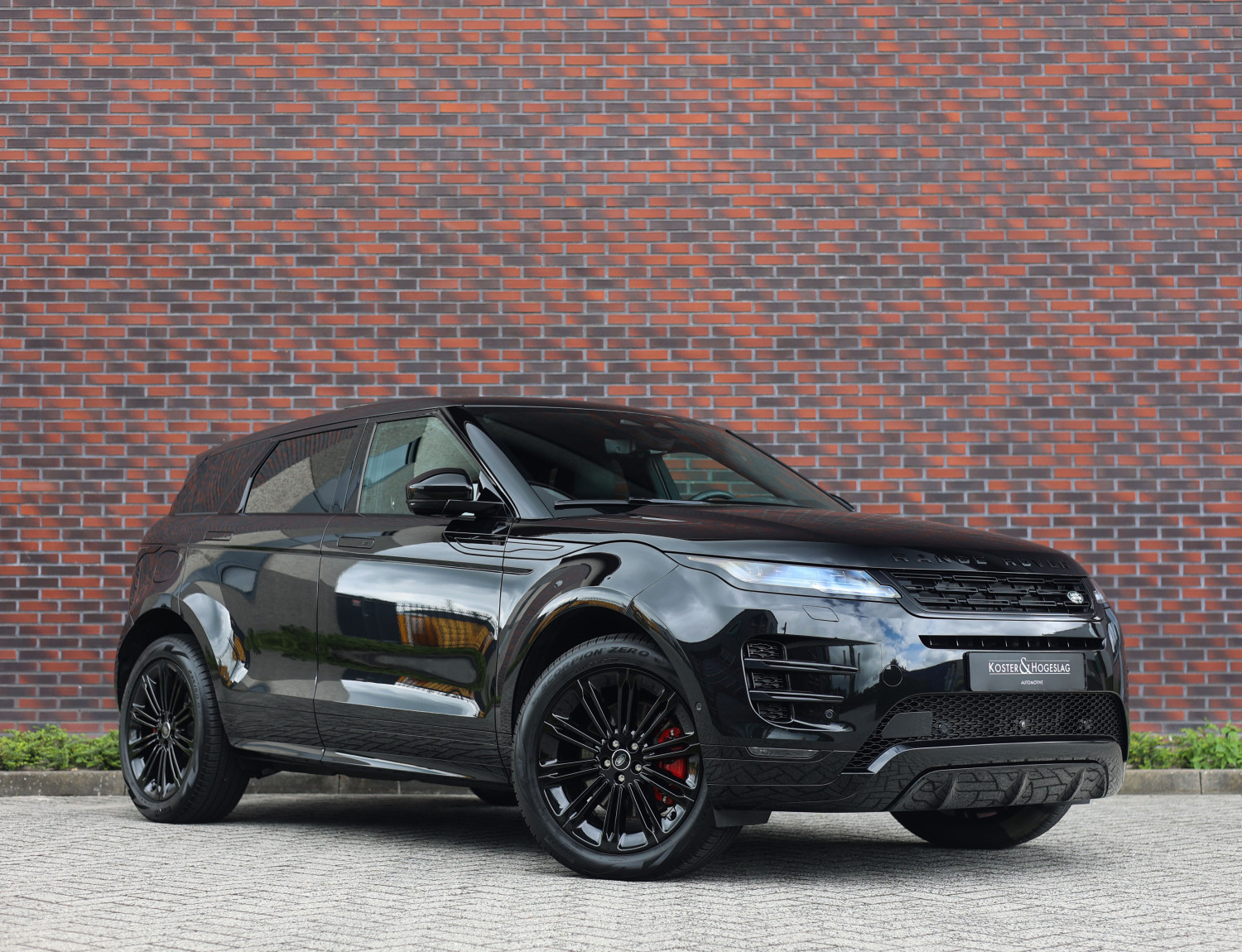 Land Rover Range Rover Evoque P300e Dynamic HSE