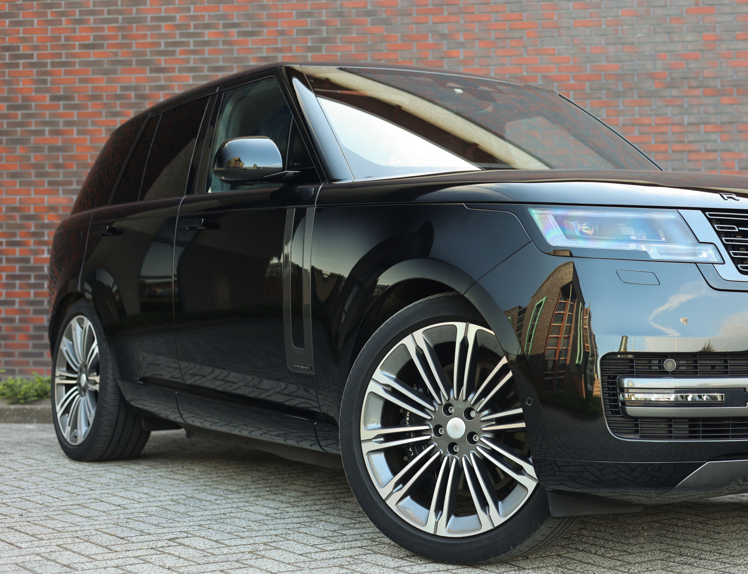 Land Rover Range Rover P510e Autobiography