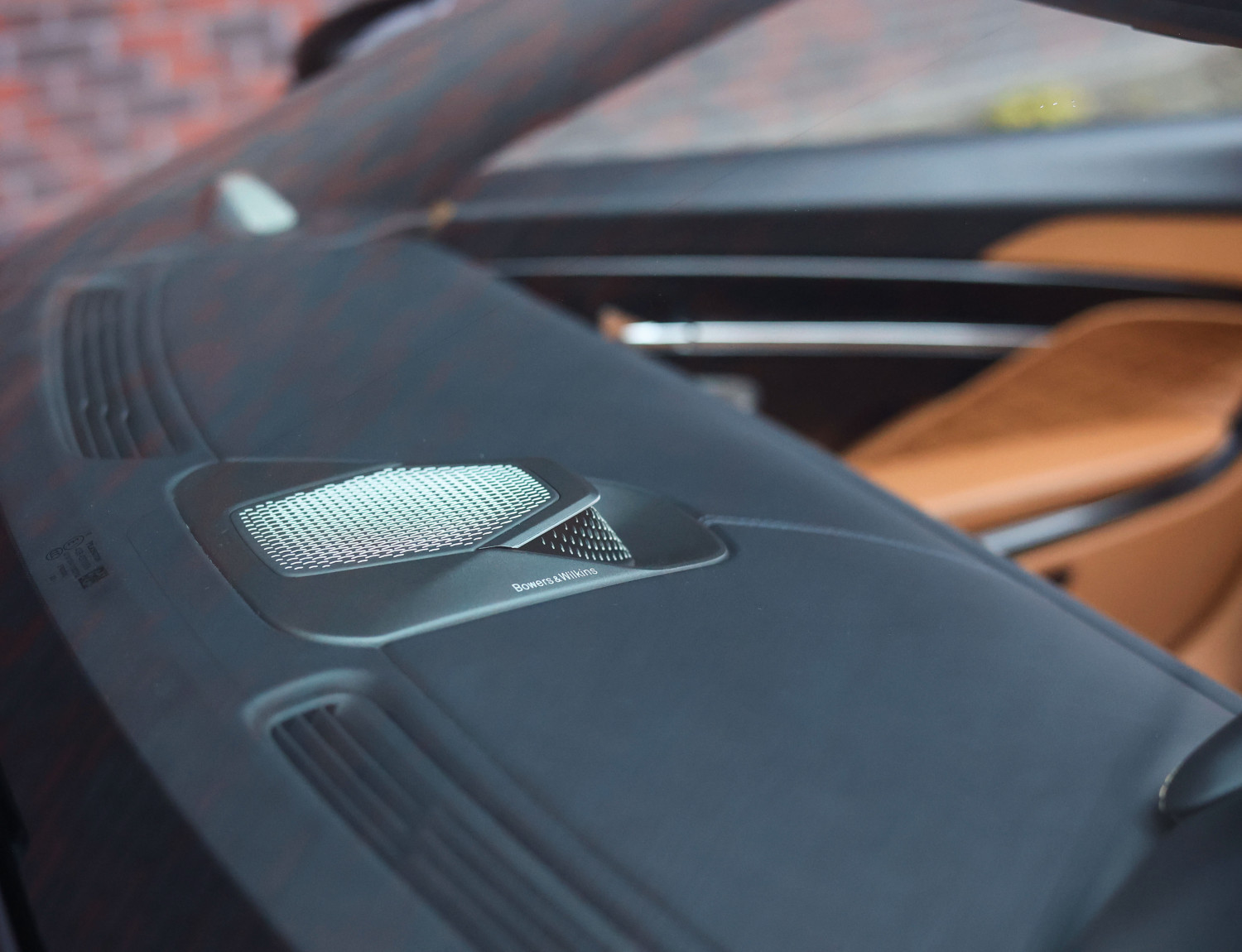 Aston Martin DB12 Volante 4.0 V8