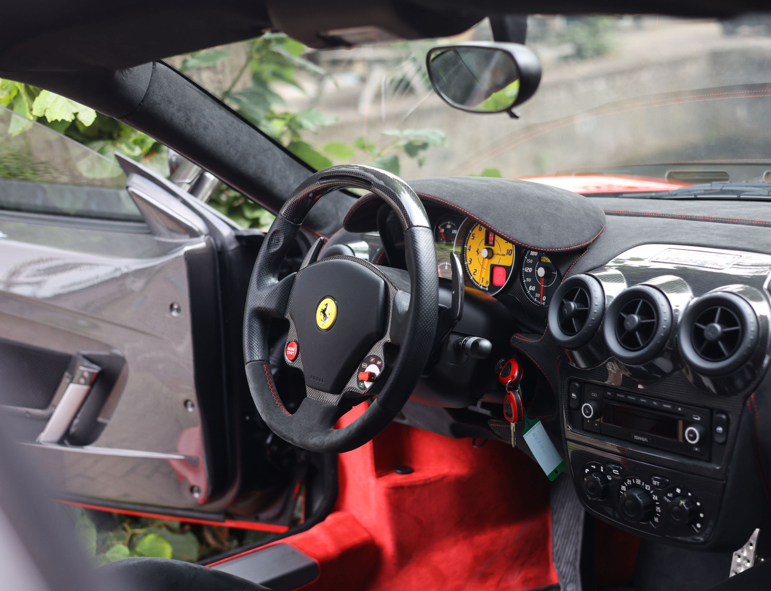 Ferrari 430 4.3 V8 Scuderia Ferrari 430 4.3 V8 Scuderia