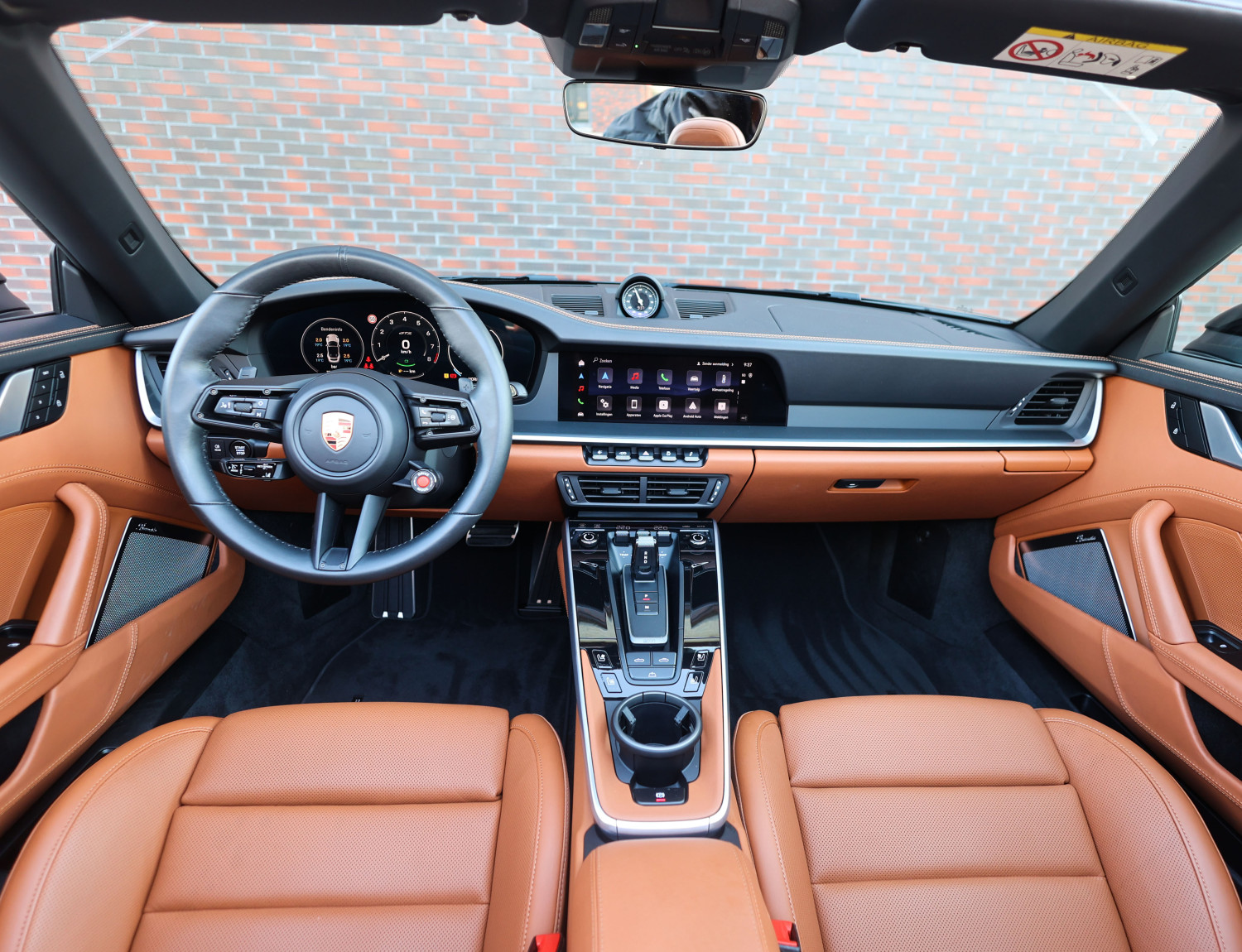 Porsche 911 Cabrio Carrera 4 GTS