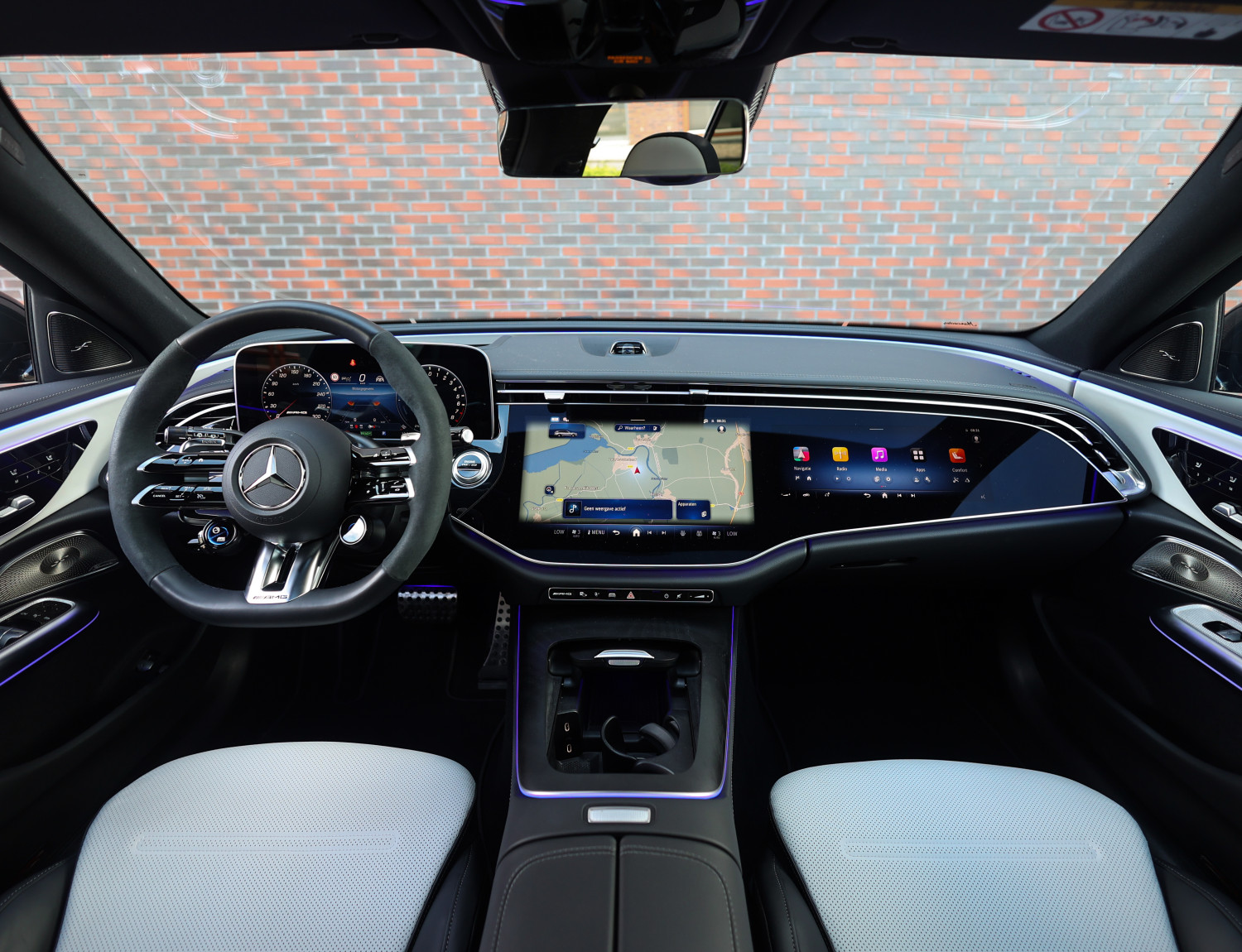Mercedes-Benz E-Klasse Estate AMG 53 4MATIC+ Hybrid Mercedes-Benz E-Klasse Estate AMG 53 4MATIC+ Hybrid