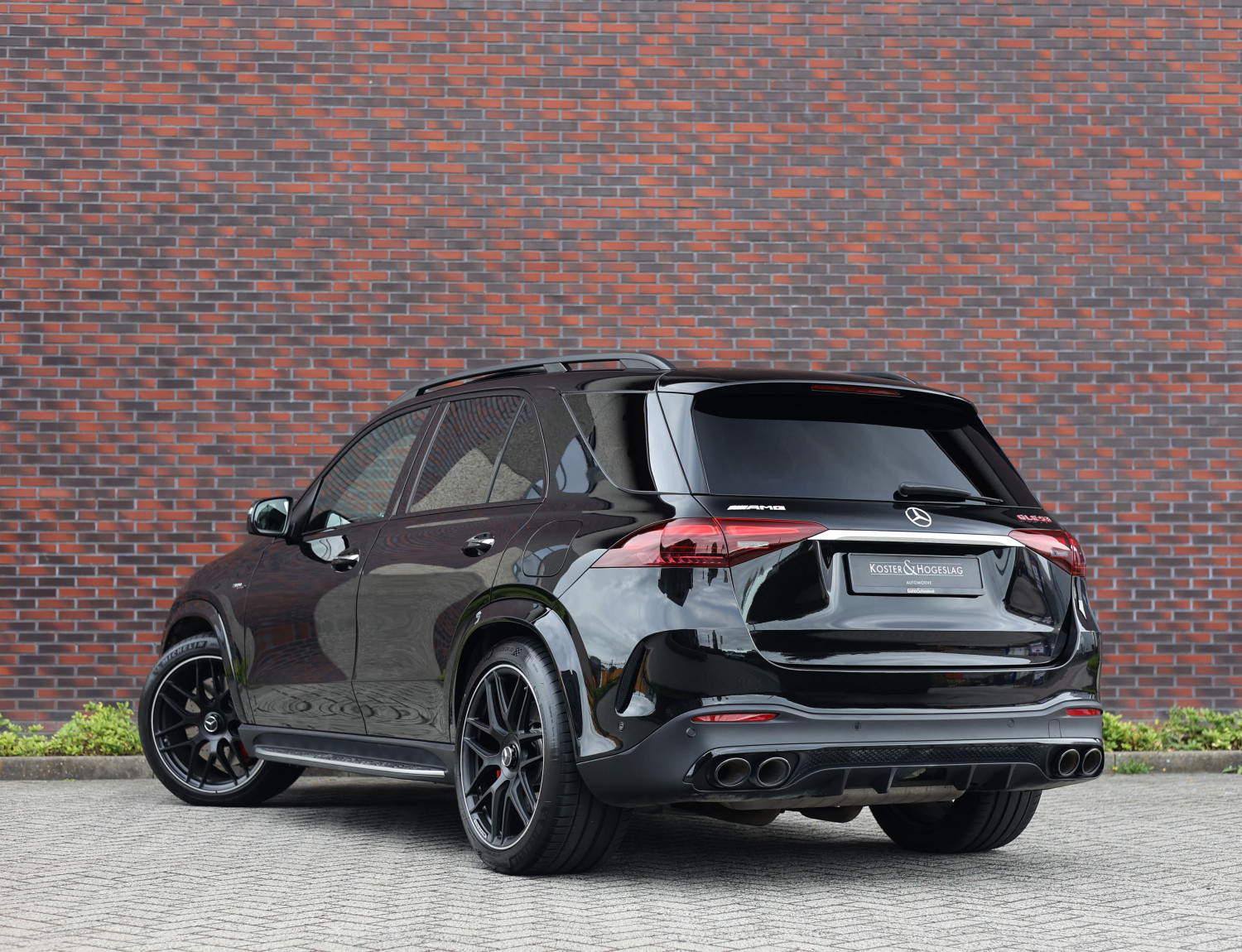 Mercedes-Benz GLE AMG 53 4MATIC+ Hybrid Mercedes-Benz GLE AMG 53 4MATIC+ Hybrid