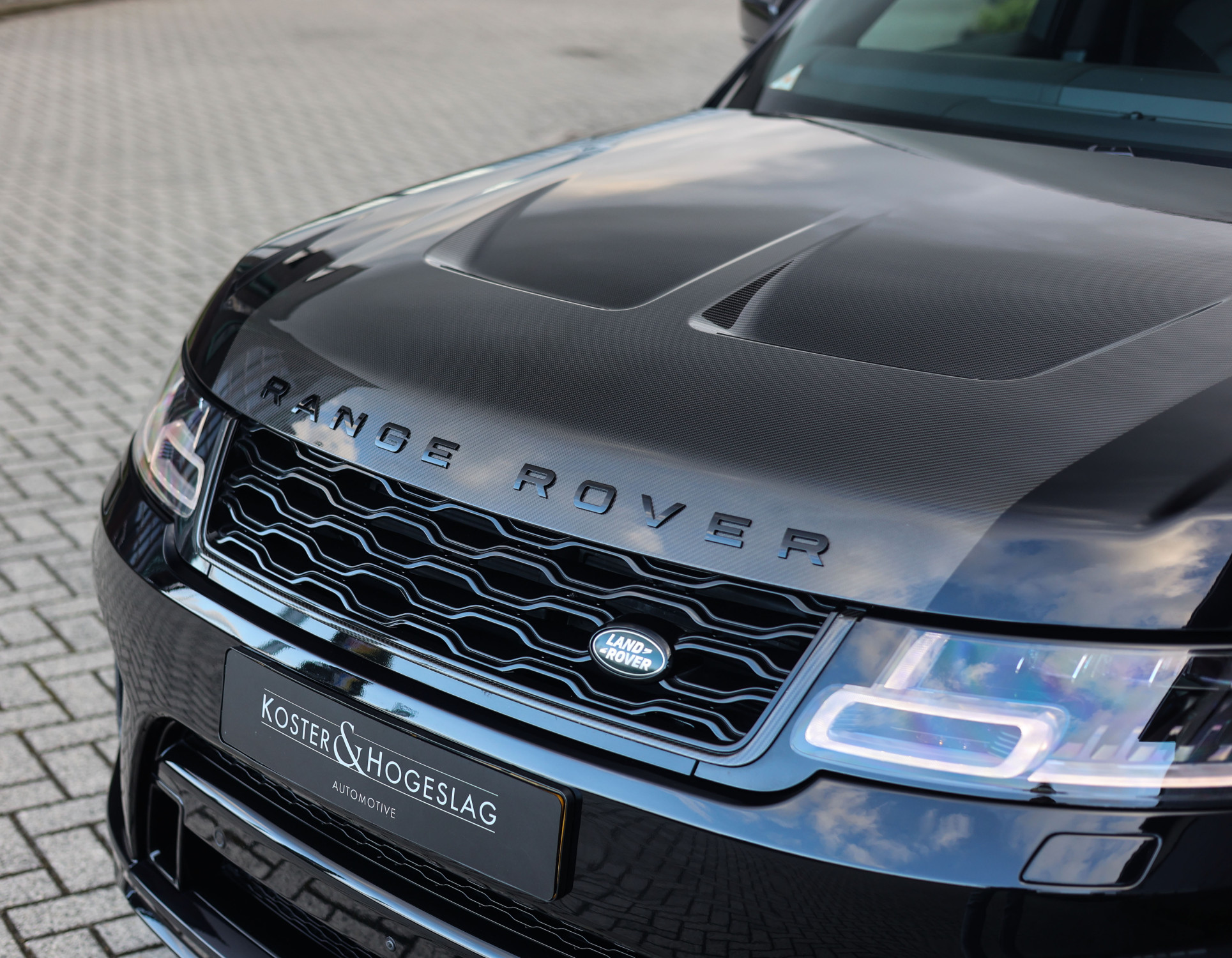 Land Rover Range Rover Sport 5.0 V8 SC SVR Land Rover Range Rover Sport 5.0 V8 SC SVR