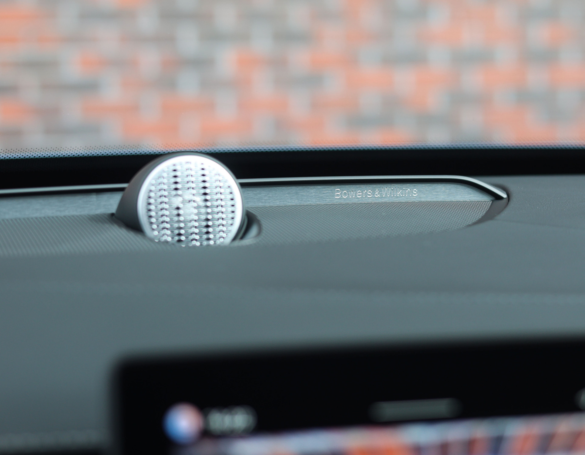 Volvo XC90 T8 AWD Ultra Black Edition