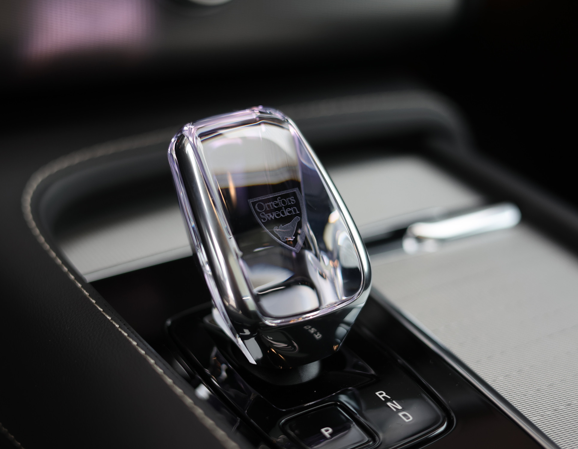 Volvo XC90 T8 AWD Ultra Dark