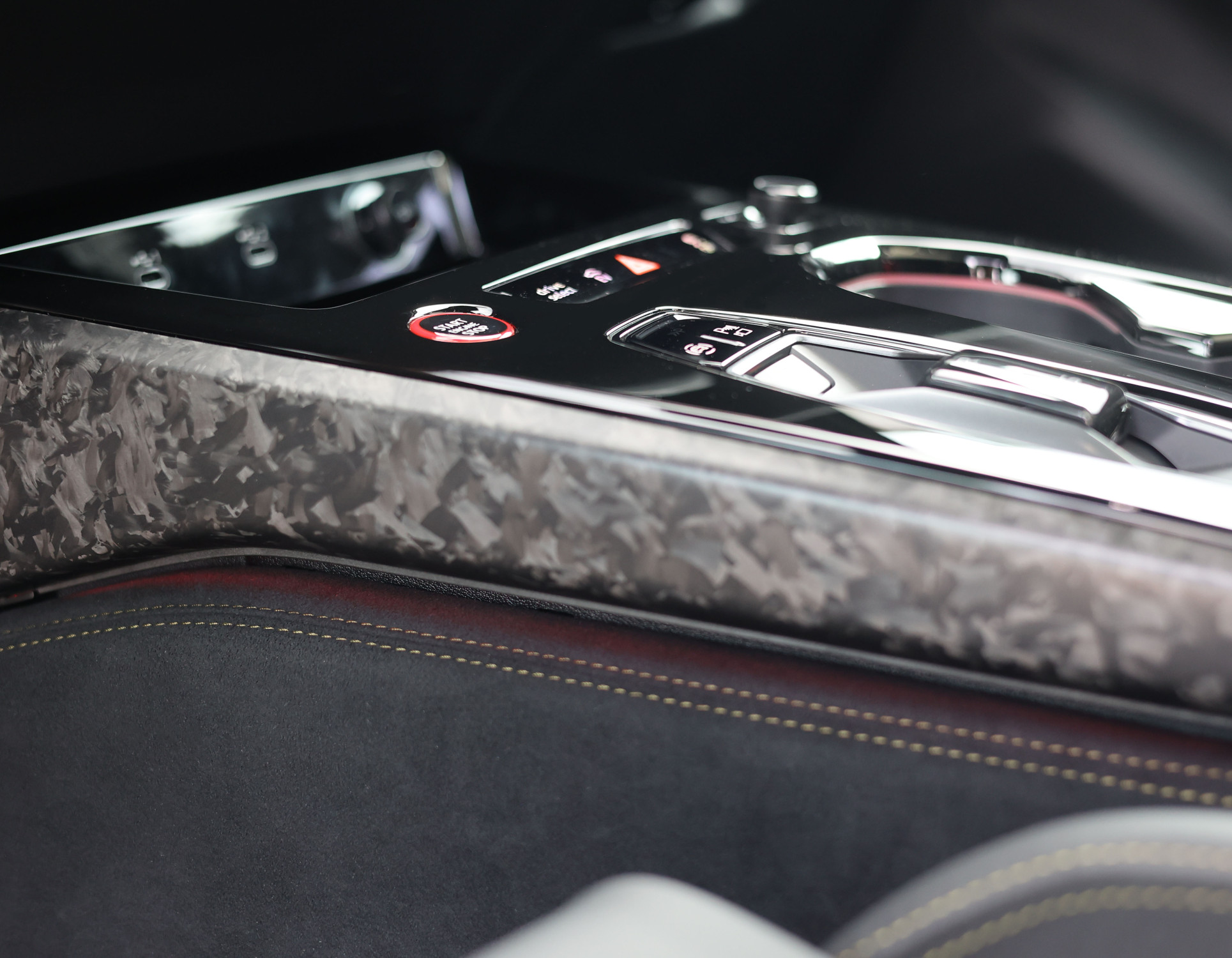 Audi RS5 Avant e-hybrid quattro