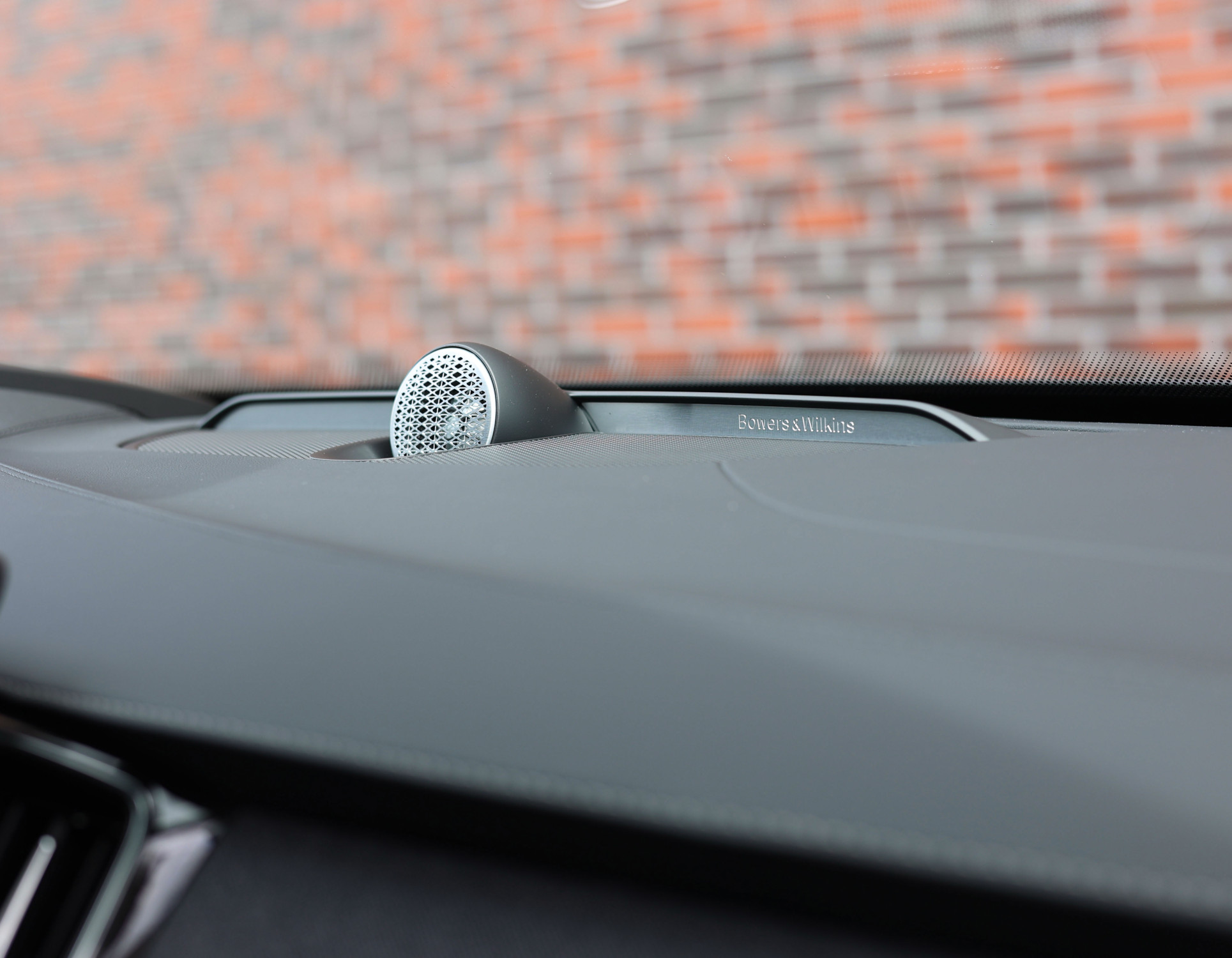 Volvo XC90 T8 AWD Ultra Dark