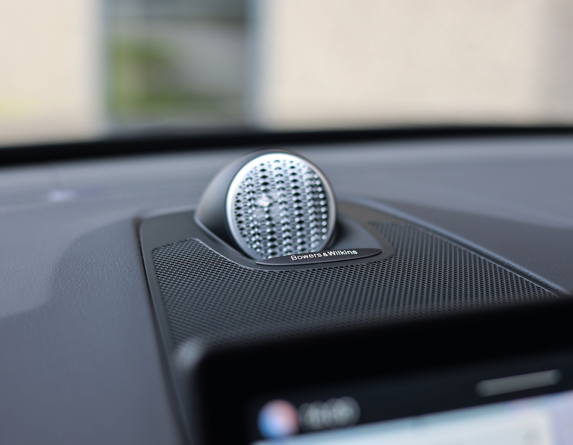 Volvo XC60 T8 AWD Ultra Black Edition