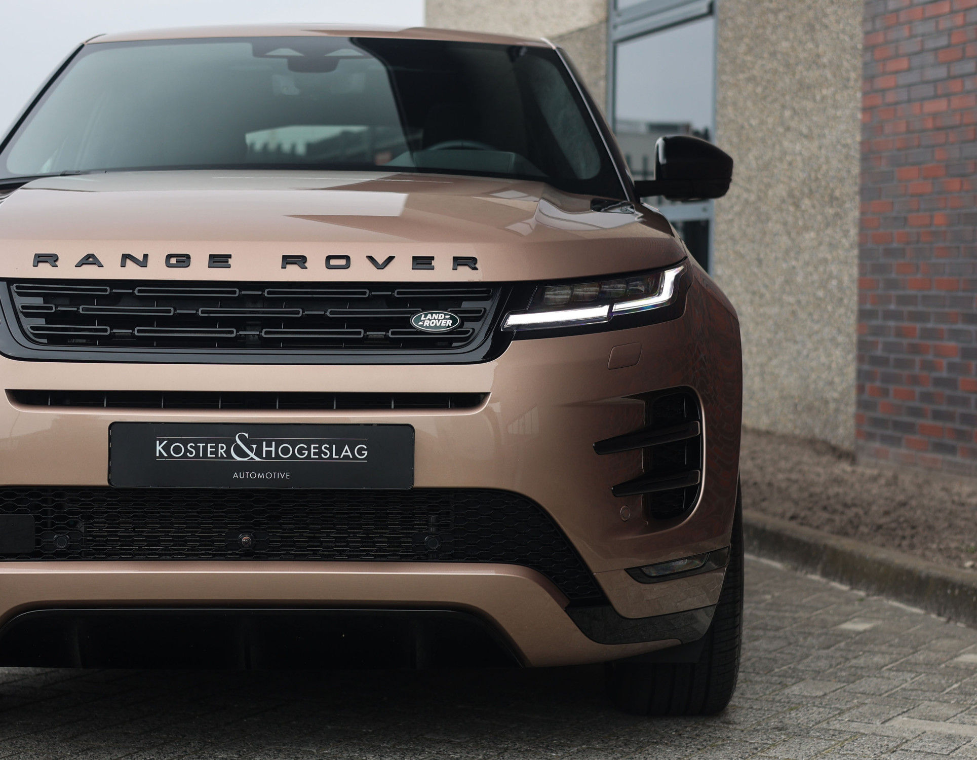 Land Rover Range Rover Evoque P270e Autobiography