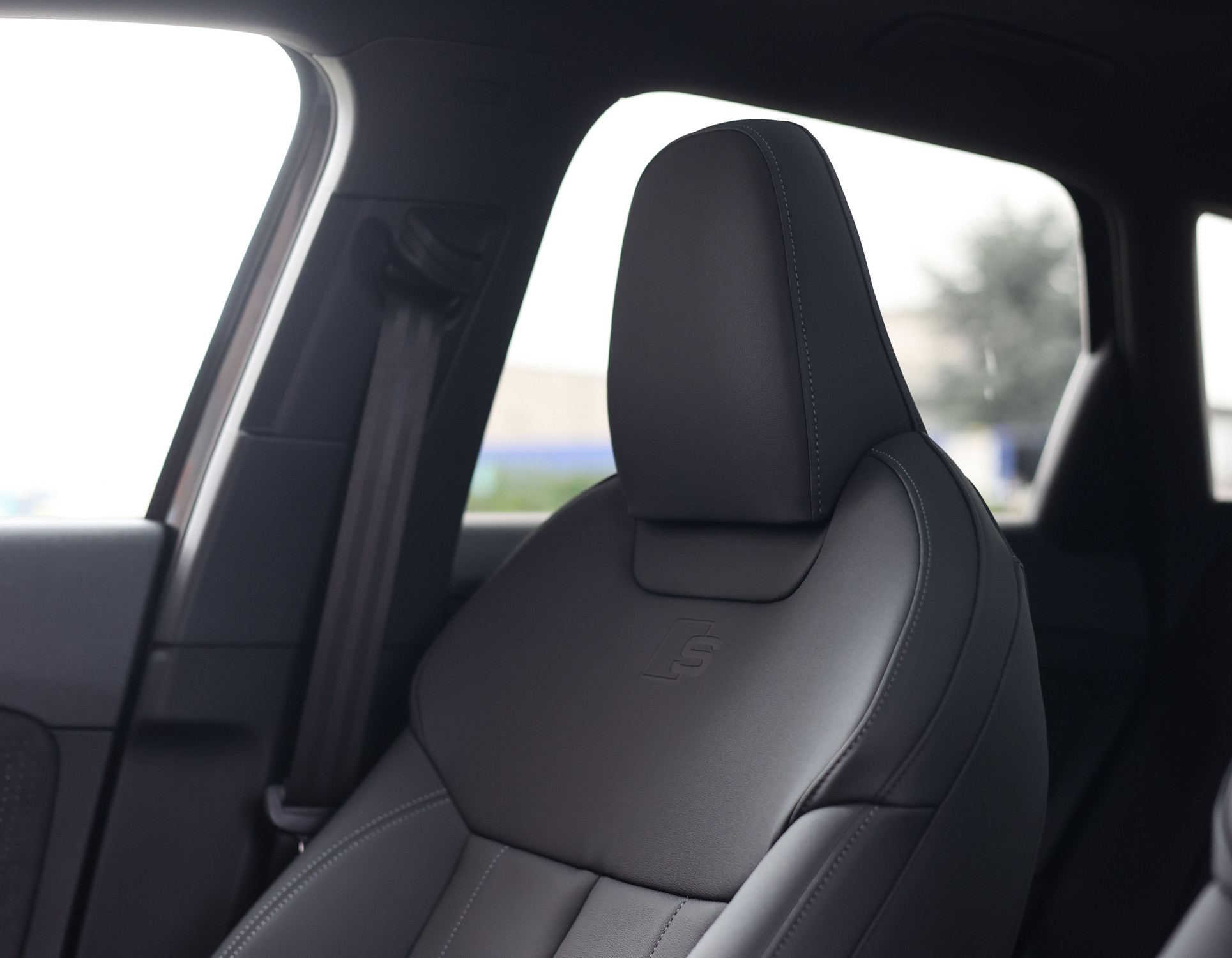 Audi Q3 e-hybrid S line