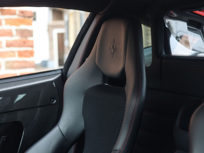 Ferrari 430 Scuderia 4.3 V8