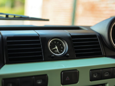 Land Rover Defender 90 Heritage Edition