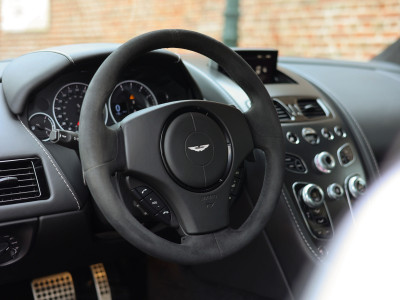 Aston Martin V12 Vantage S