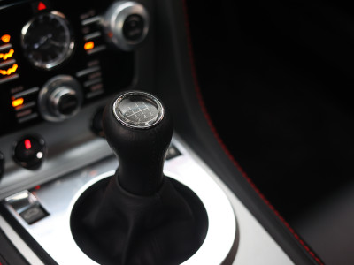 Aston Martin Vantage 4.7 V8