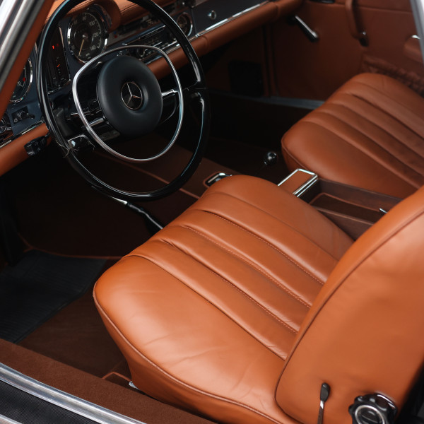 Mercedes-Benz SL-Klasse 280 SL Pagode