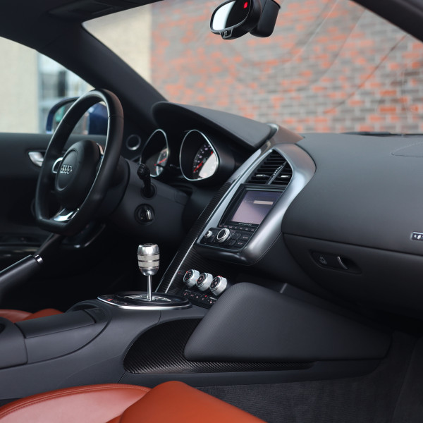 Audi R8 4.2 V8 FSI