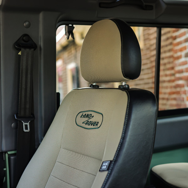 Land Rover Defender 90 Heritage Edition
