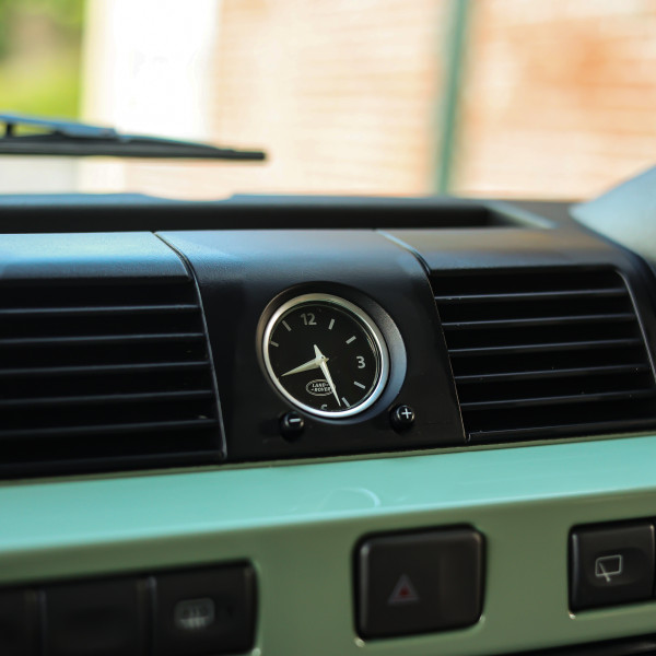 Land Rover Defender 90 Heritage Edition