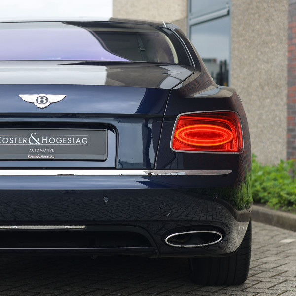 Bentley Flying Spur 6.0 W12