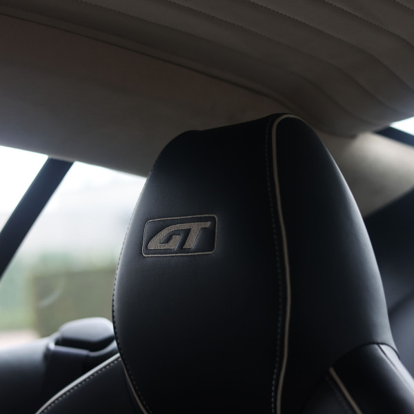 Aston Martin DB9 5.9 V12 GT