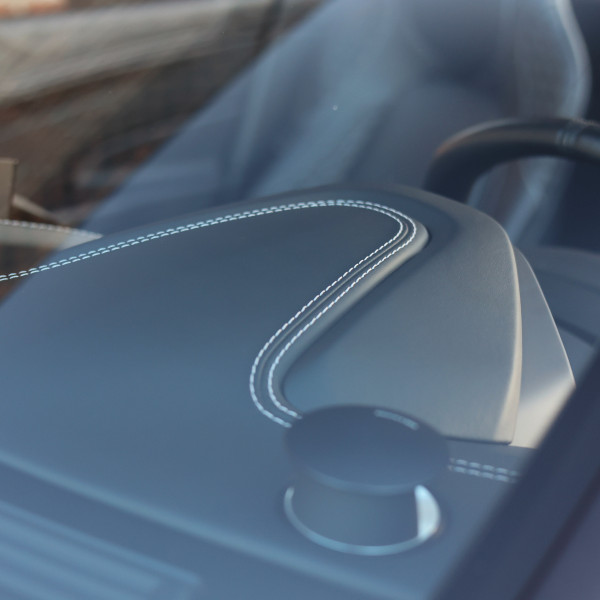 Aston Martin Vanquish Volante 6.0 V12 Touchtronic 2+2