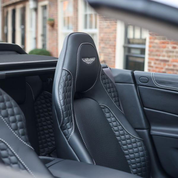 Aston Martin Vanquish Volante 6.0 V12 Touchtronic 2+2
